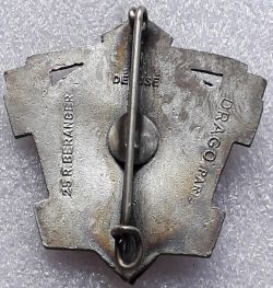 SF Dauphine Dos.jpg