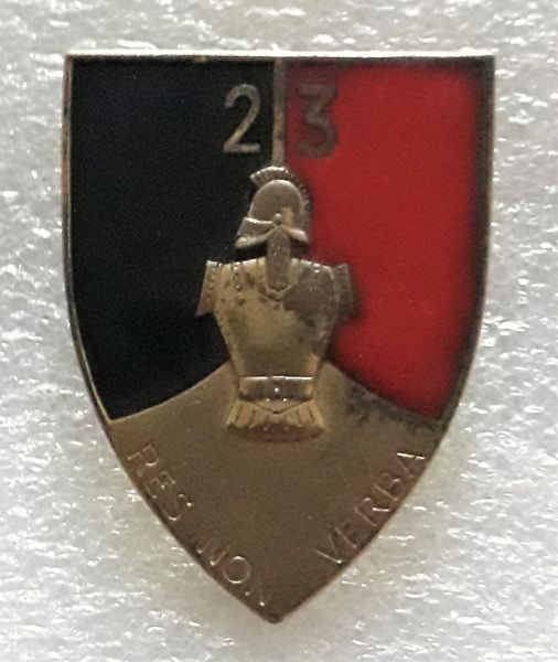 Fichier:23RG 71RG.jpg